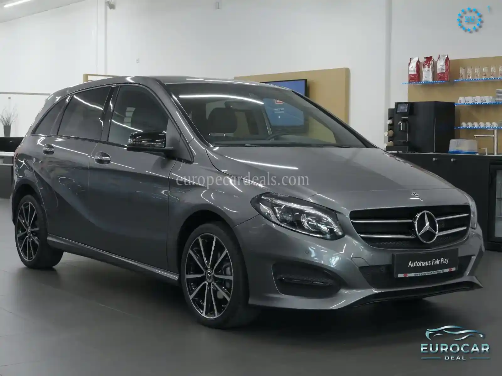 Mercedes-Benz B 180