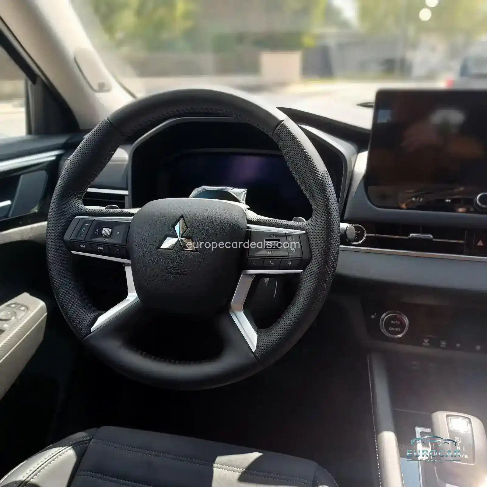 Mitsubishi Plug-in Hybrid Outlander