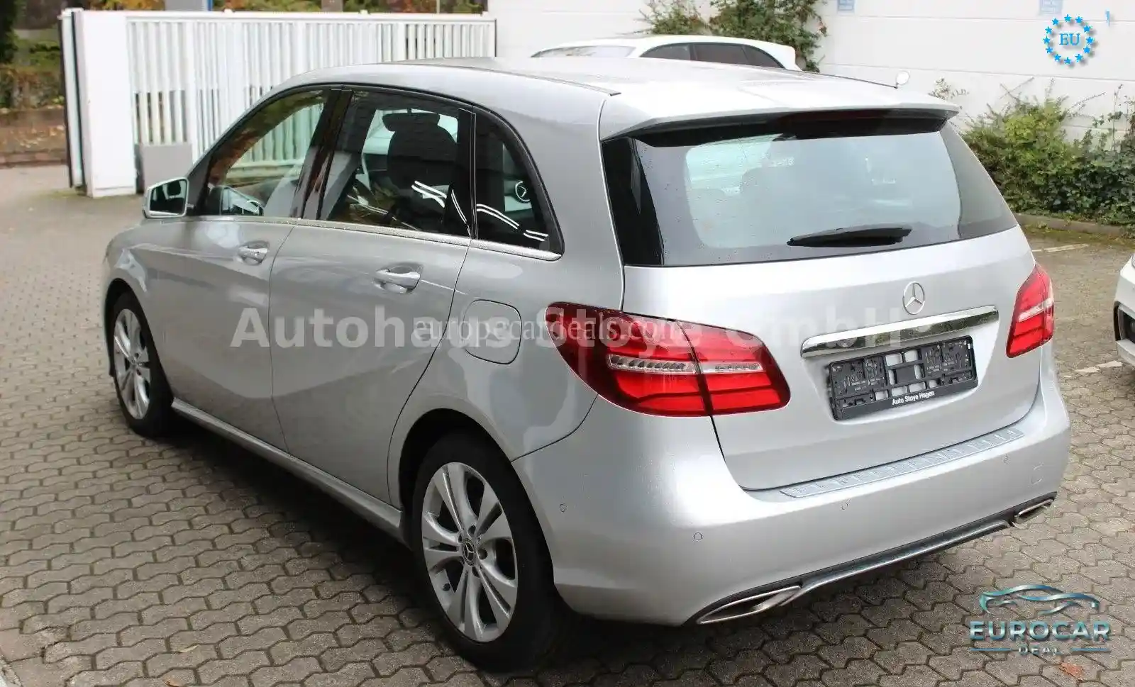 Mercedes-Benz B 200