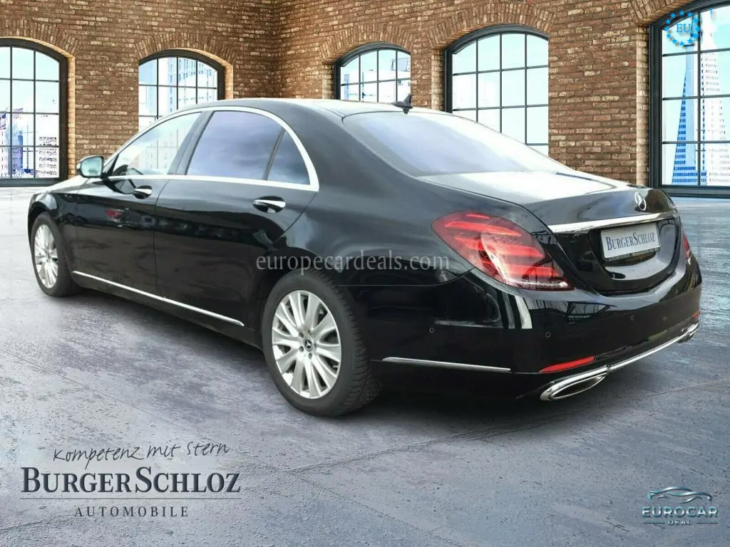 Mercedes-Benz S 560