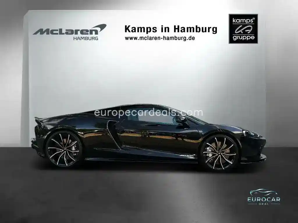 McLaren GT