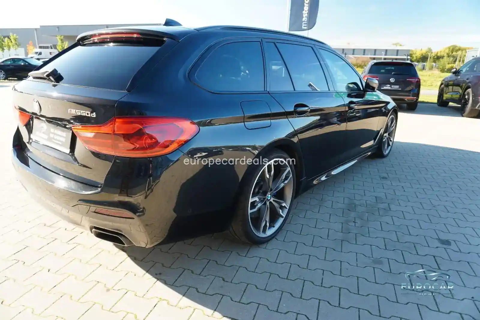 BMW M550