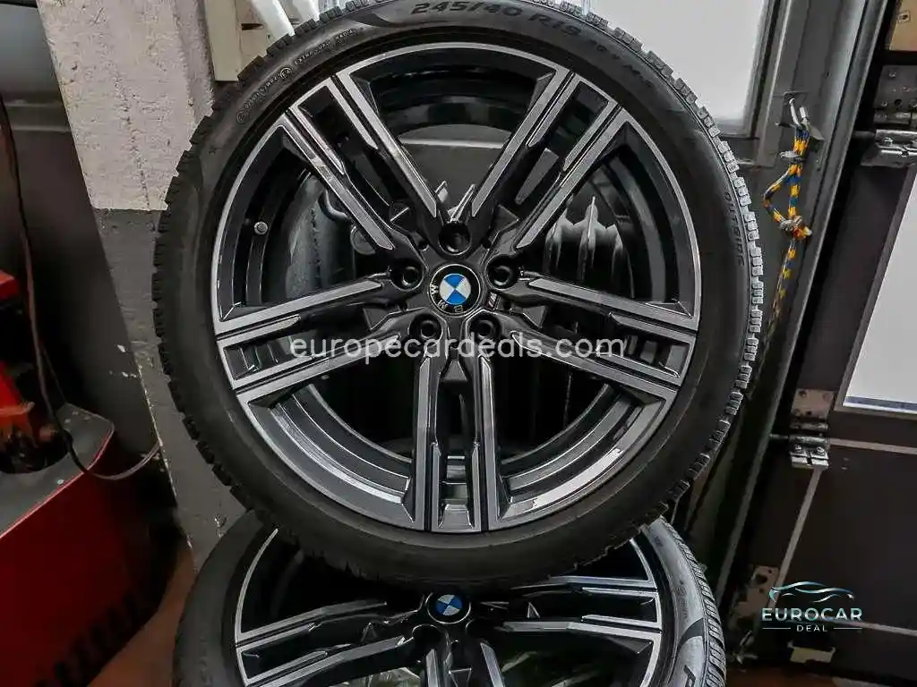 BMW M850