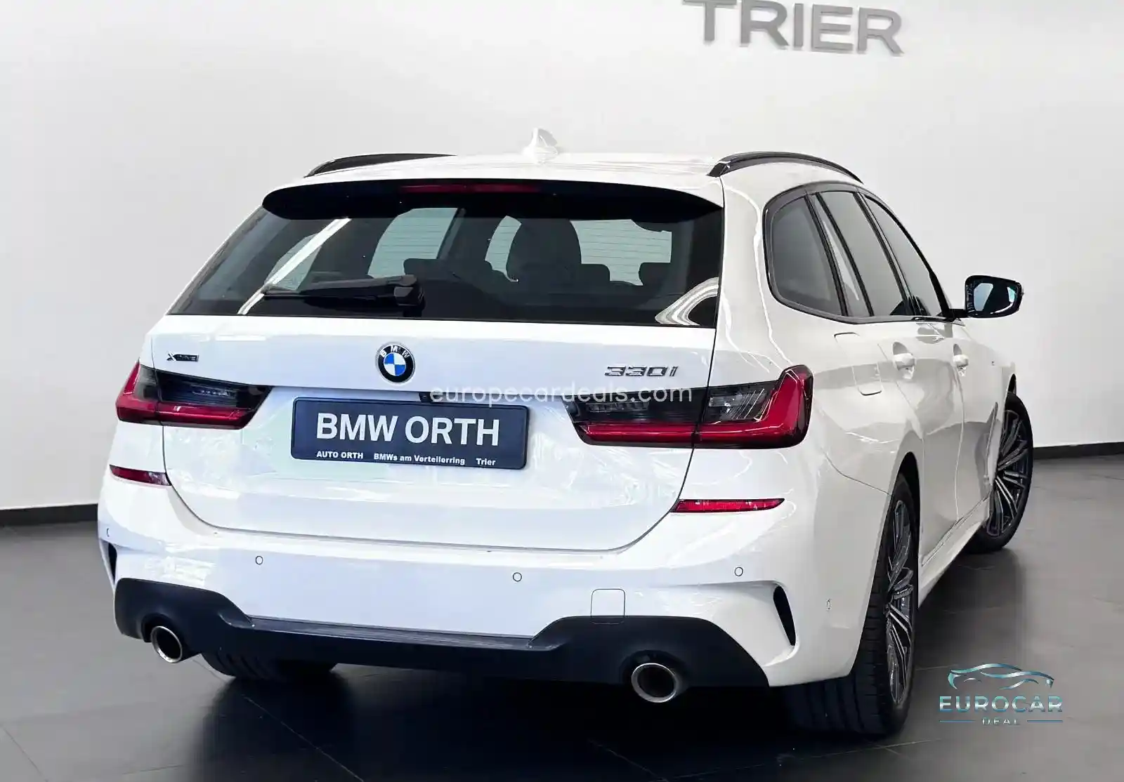 BMW 330