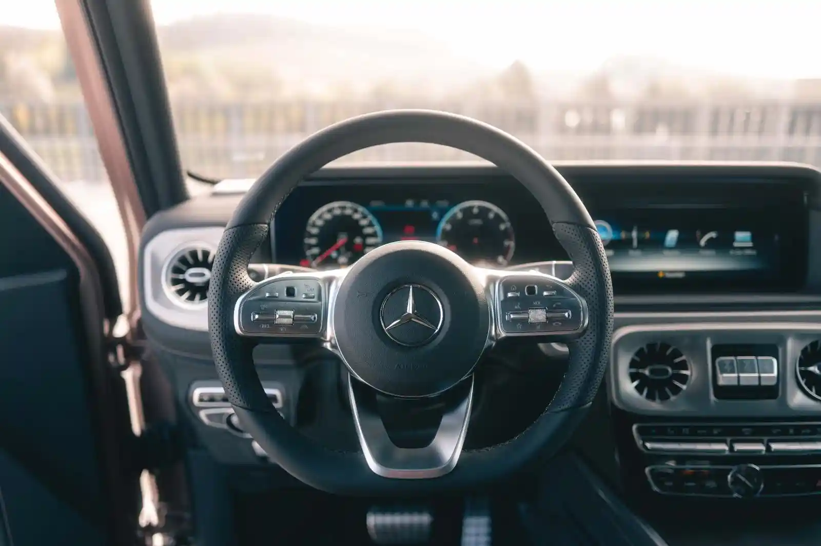Mercedes-Benz G 500