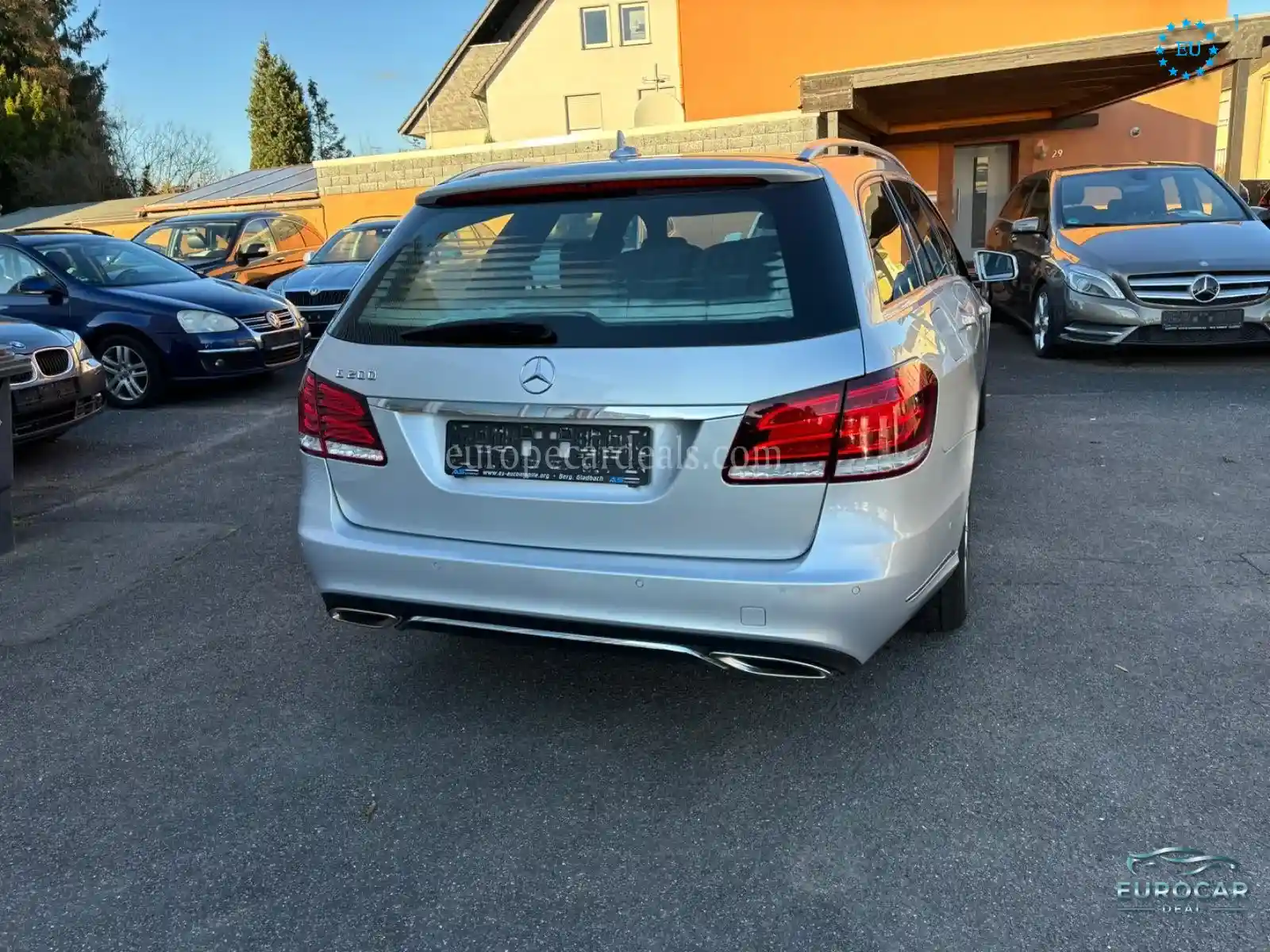 Mercedes-Benz E 200