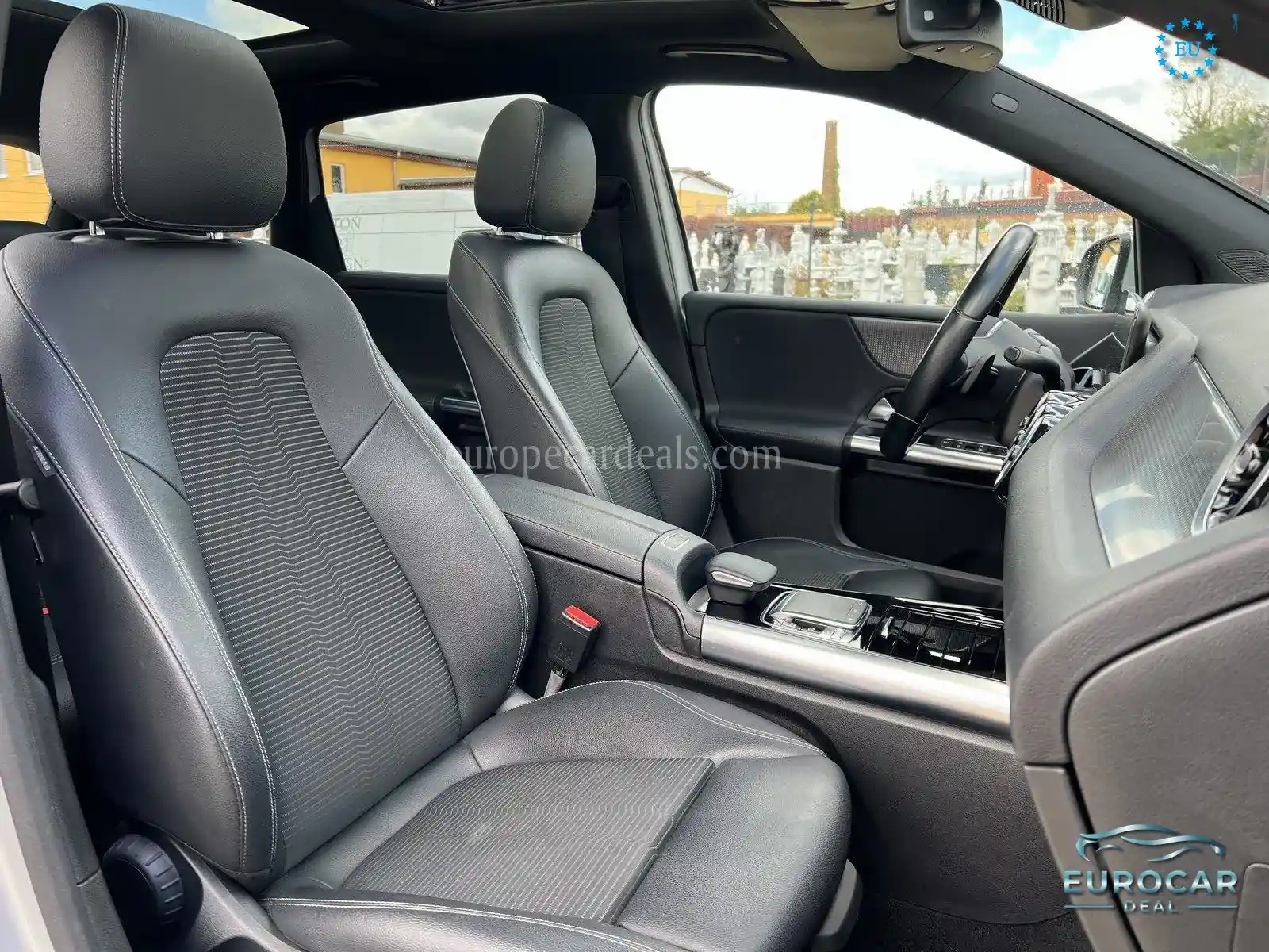 Mercedes-Benz B 220