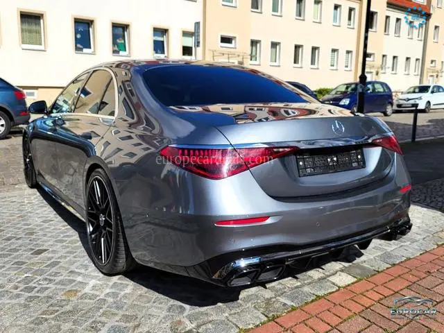 Mercedes-Benz S 400