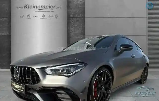 Mercedes-Benz CLA 45 AMG Shooting Brake