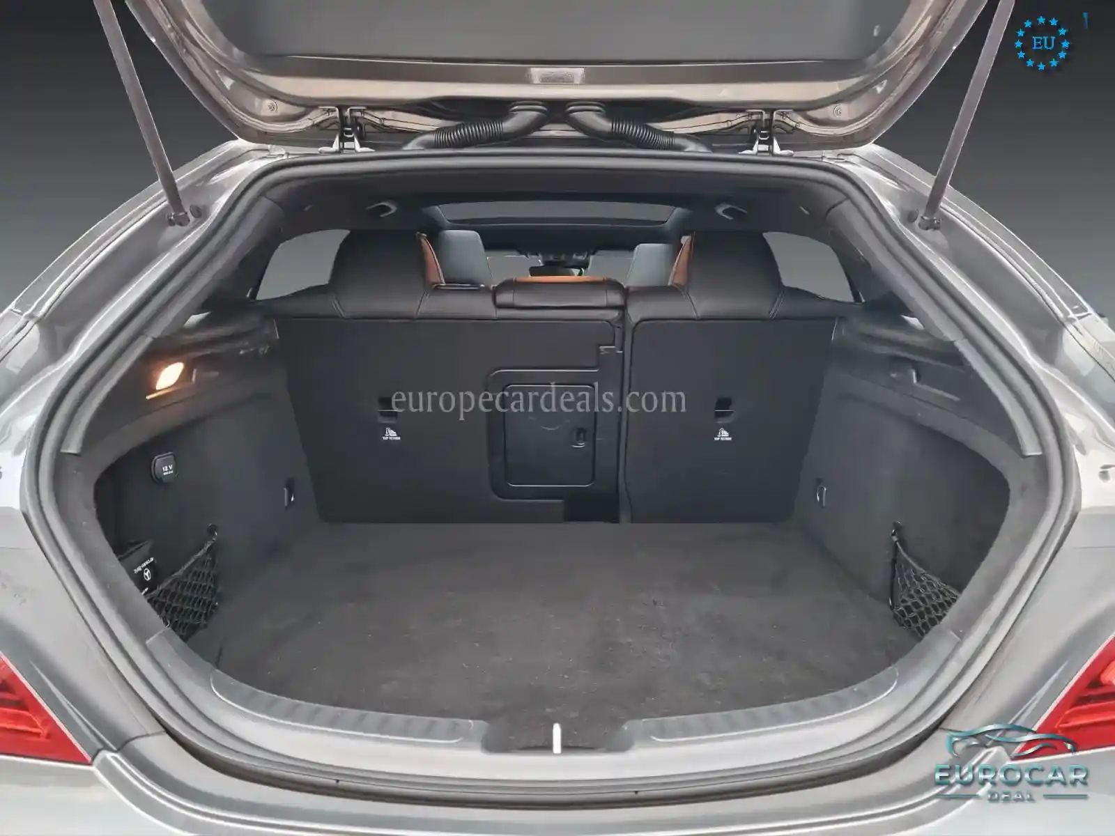 Mercedes-Benz CLA 45 AMG Shooting Brake