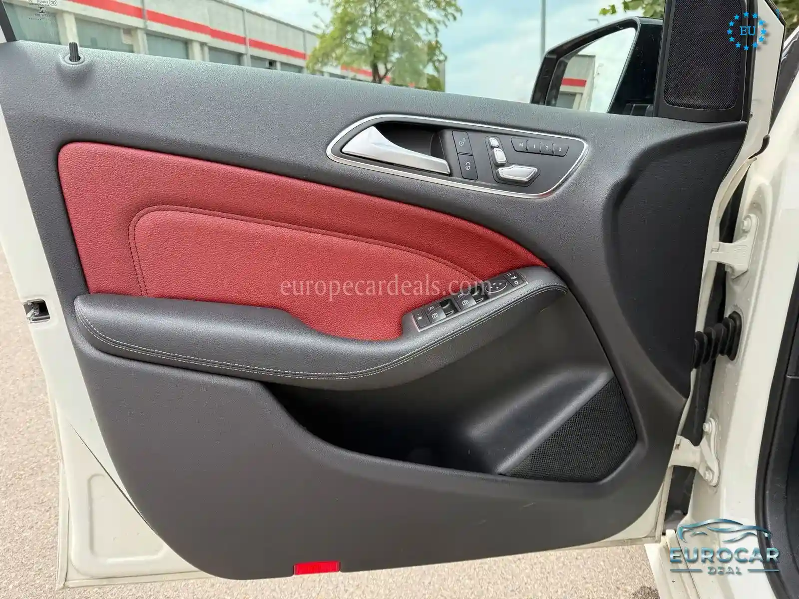 Mercedes-Benz B 220