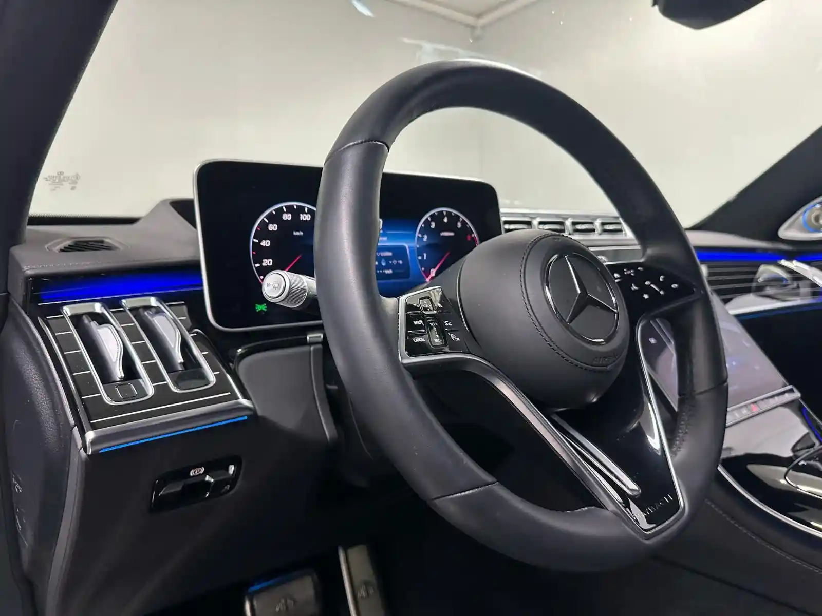 Mercedes-Benz S 680