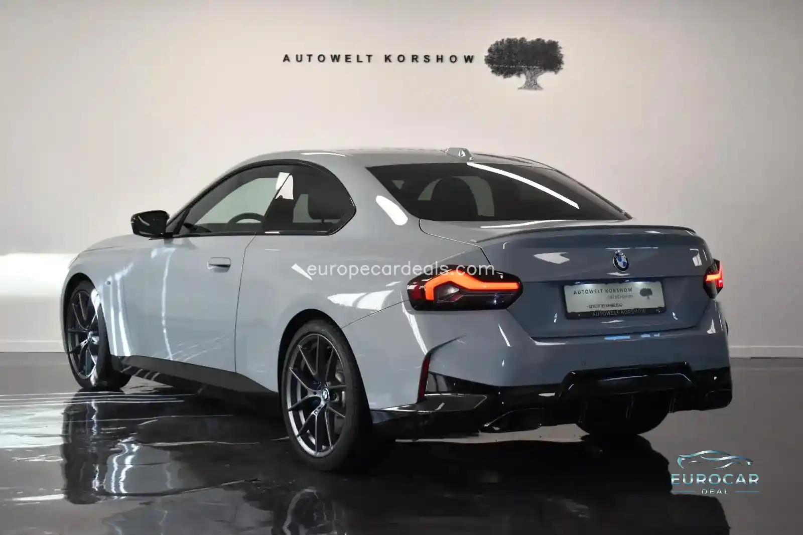 BMW M240i