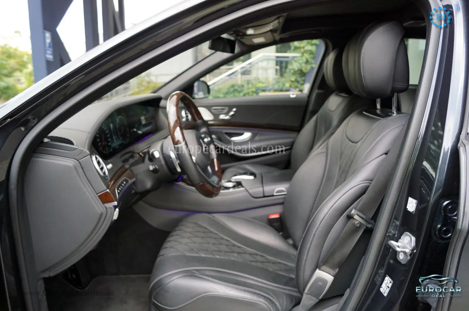 Mercedes-Benz S 560