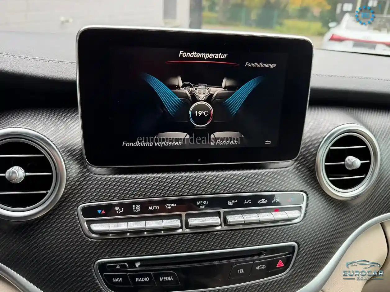Mercedes-Benz V 250