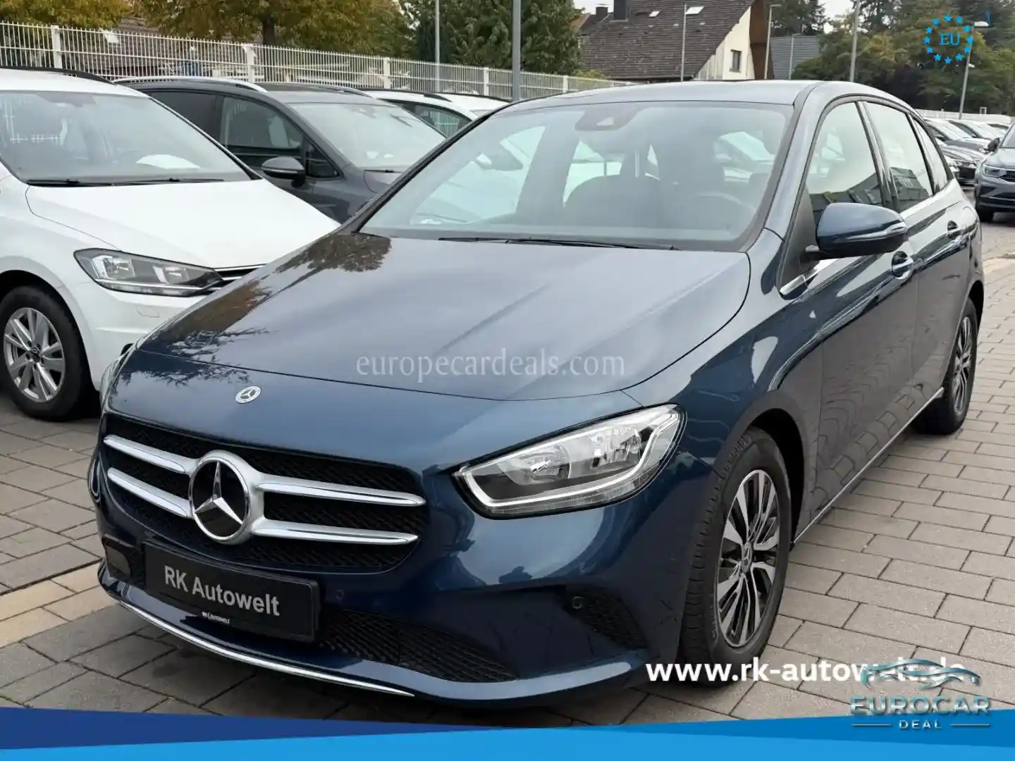Mercedes-Benz B 180
