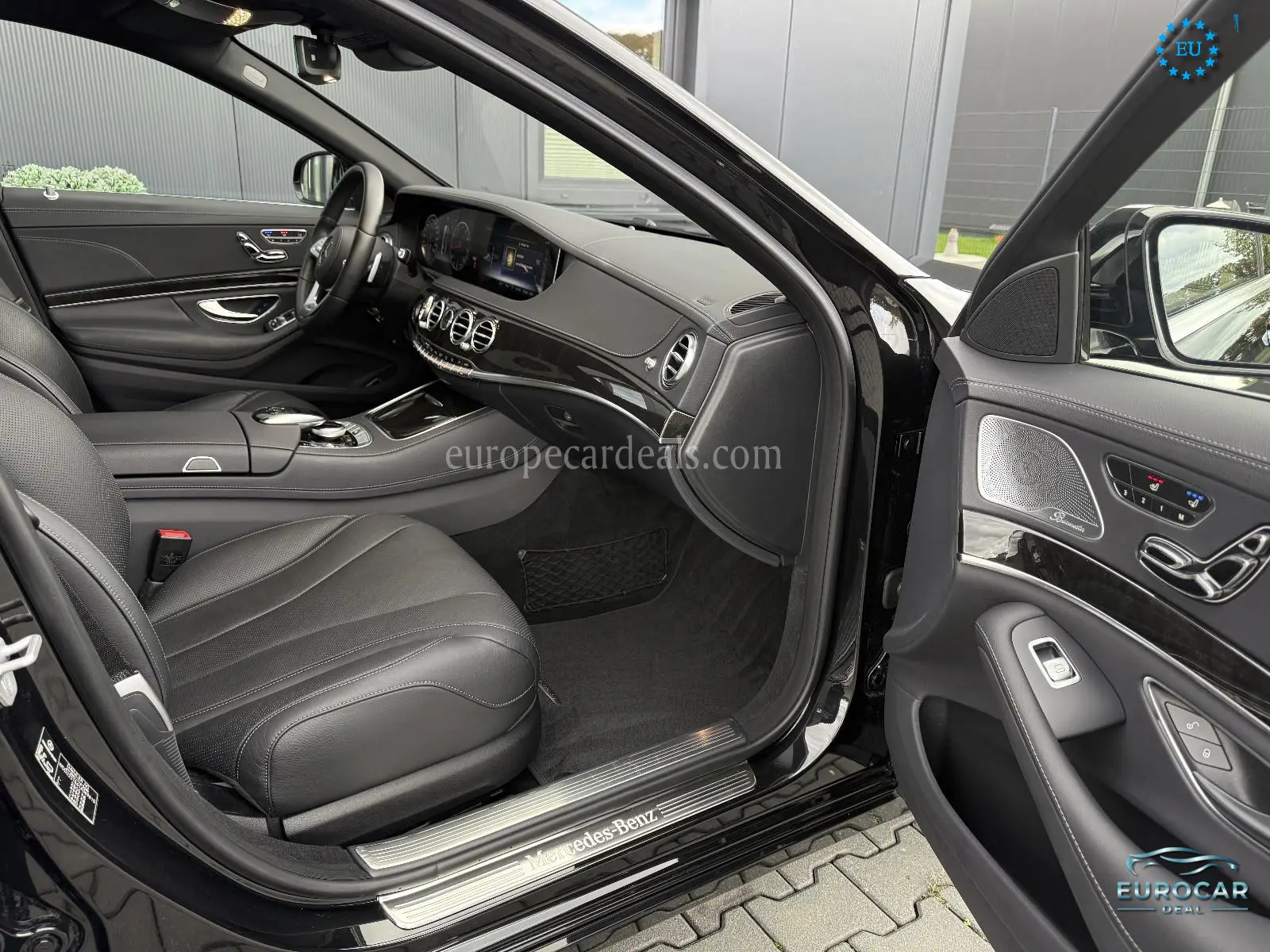Mercedes-Benz S 560
