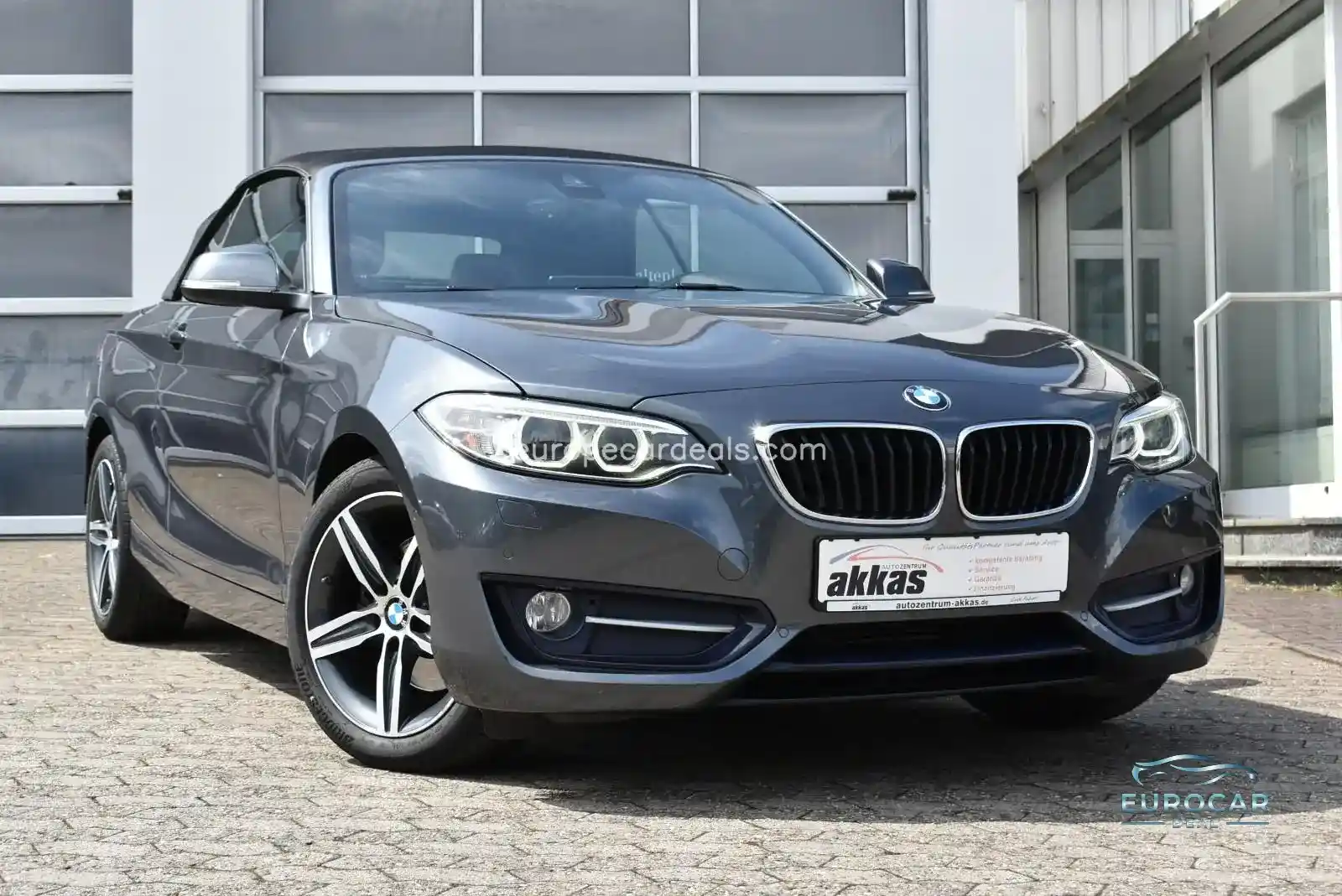 BMW 220