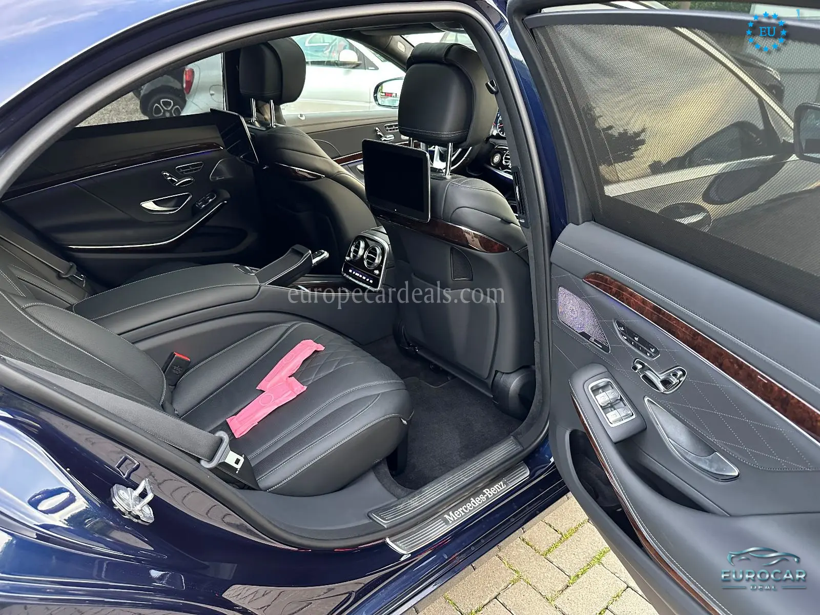 Mercedes-Benz S 560