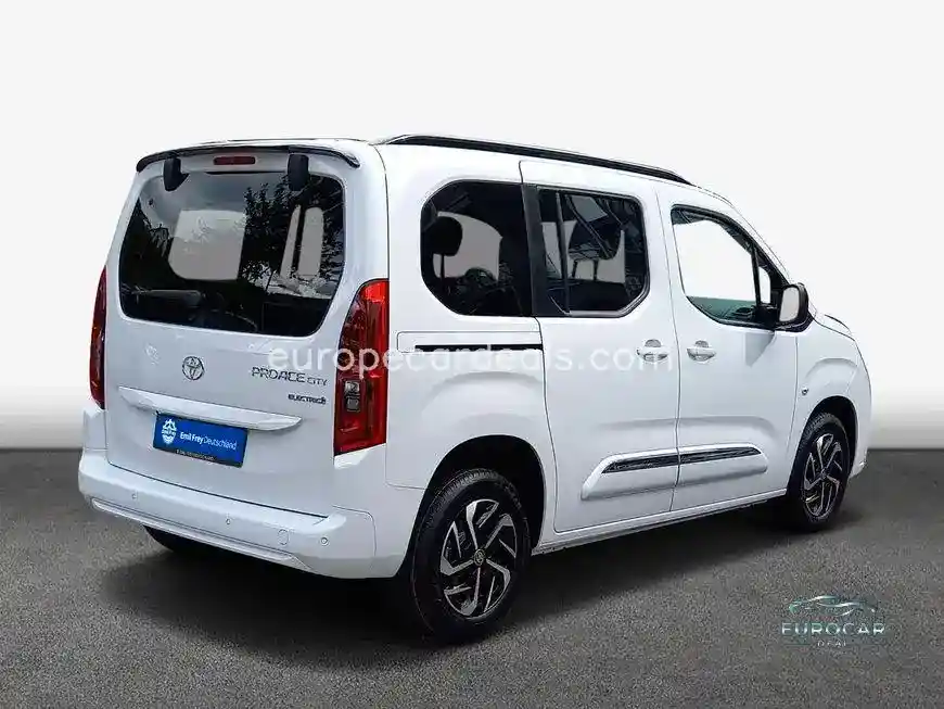 Toyota Proace City