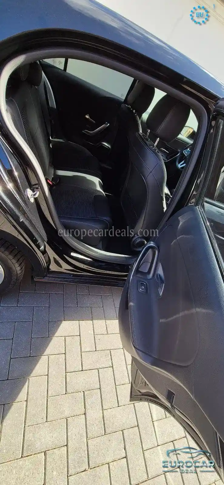 Mercedes-Benz A 220