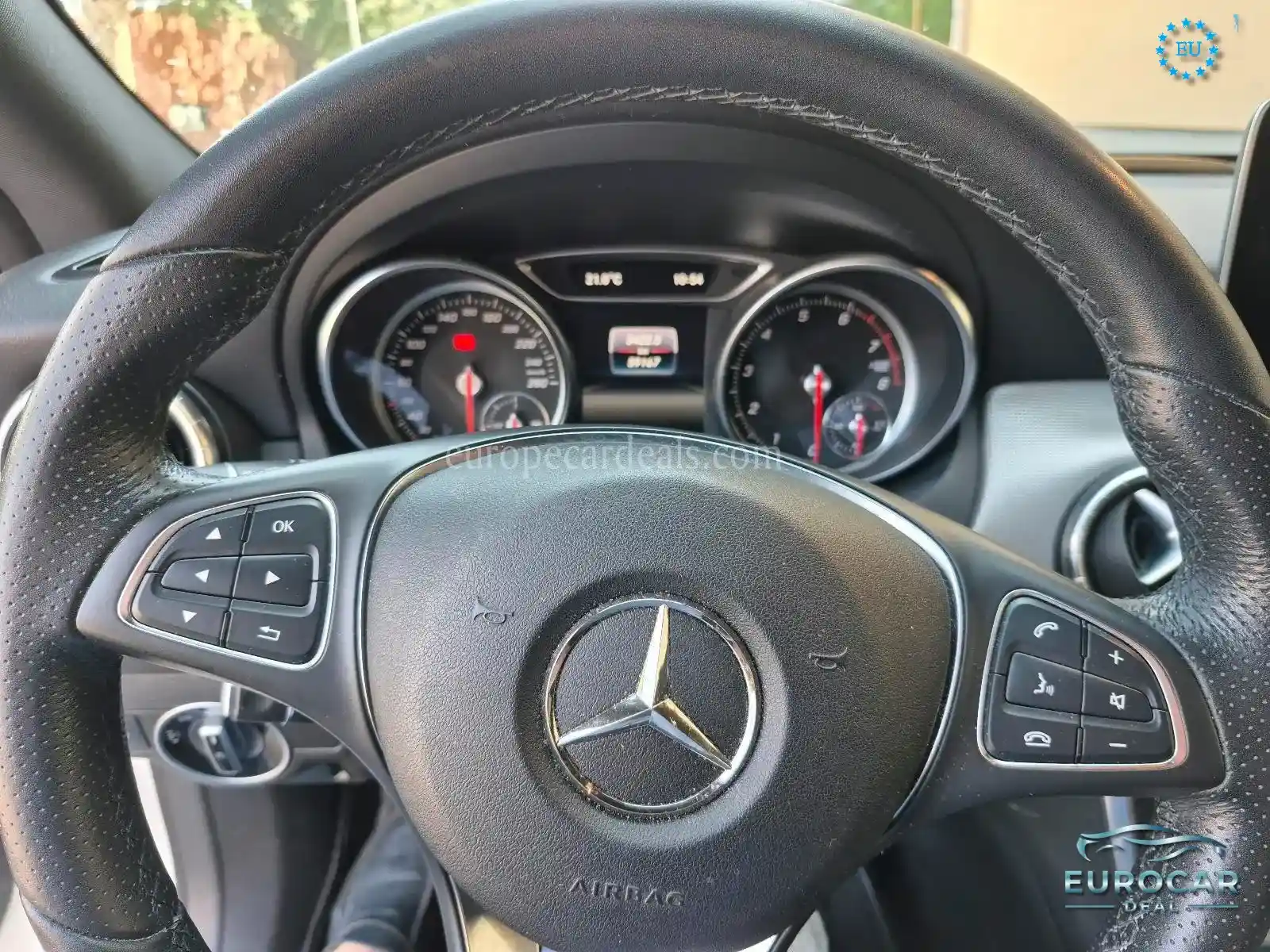 Mercedes-Benz CLA 180