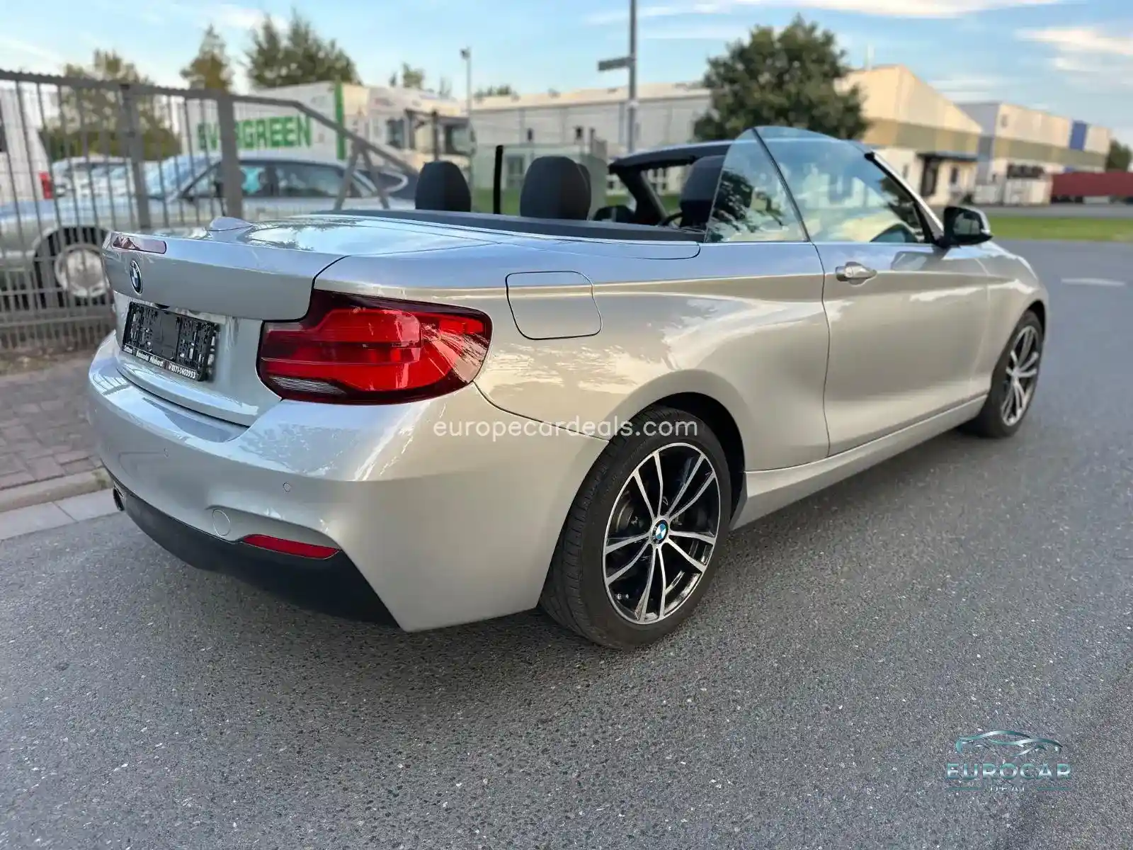 BMW 230