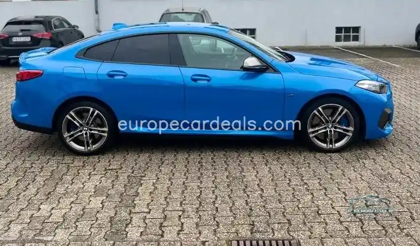 BMW M235
