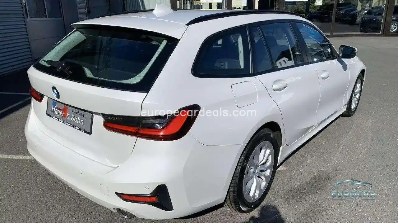 BMW 320