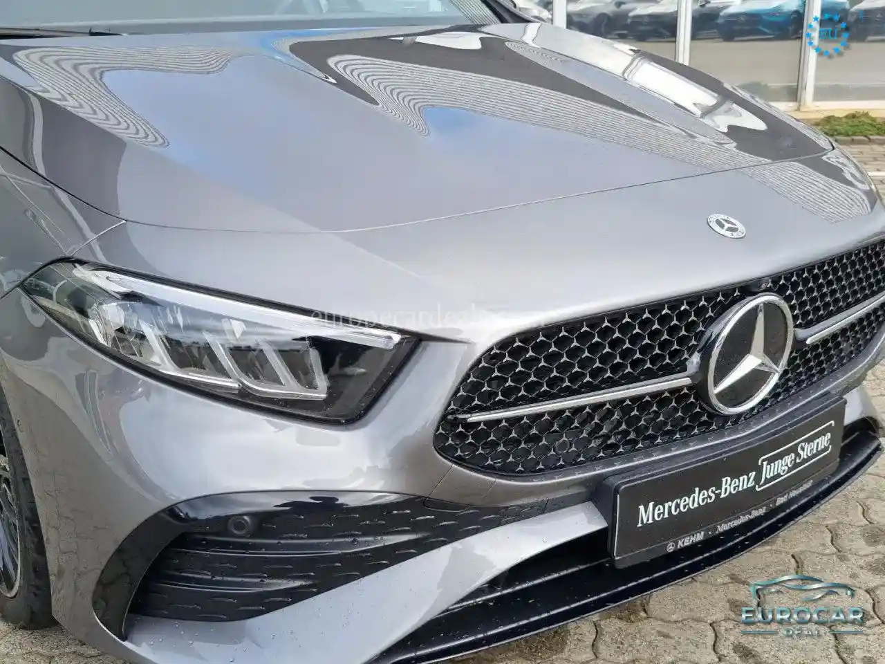 Mercedes-Benz A 220