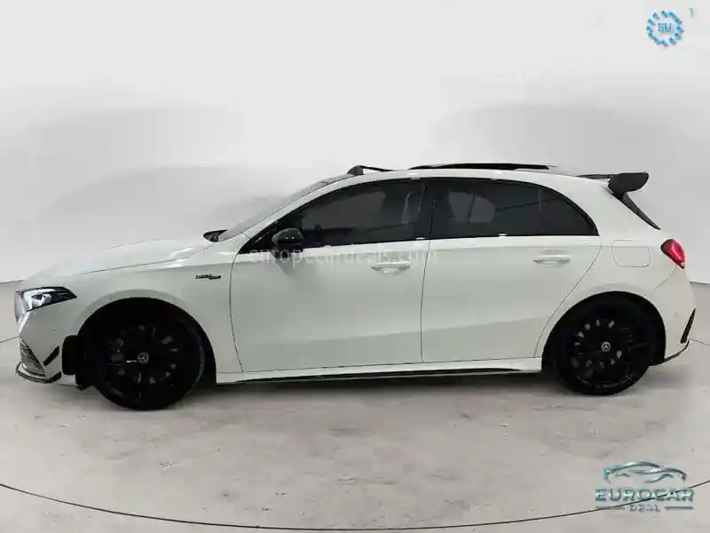 Mercedes-Benz A 35 AMG
