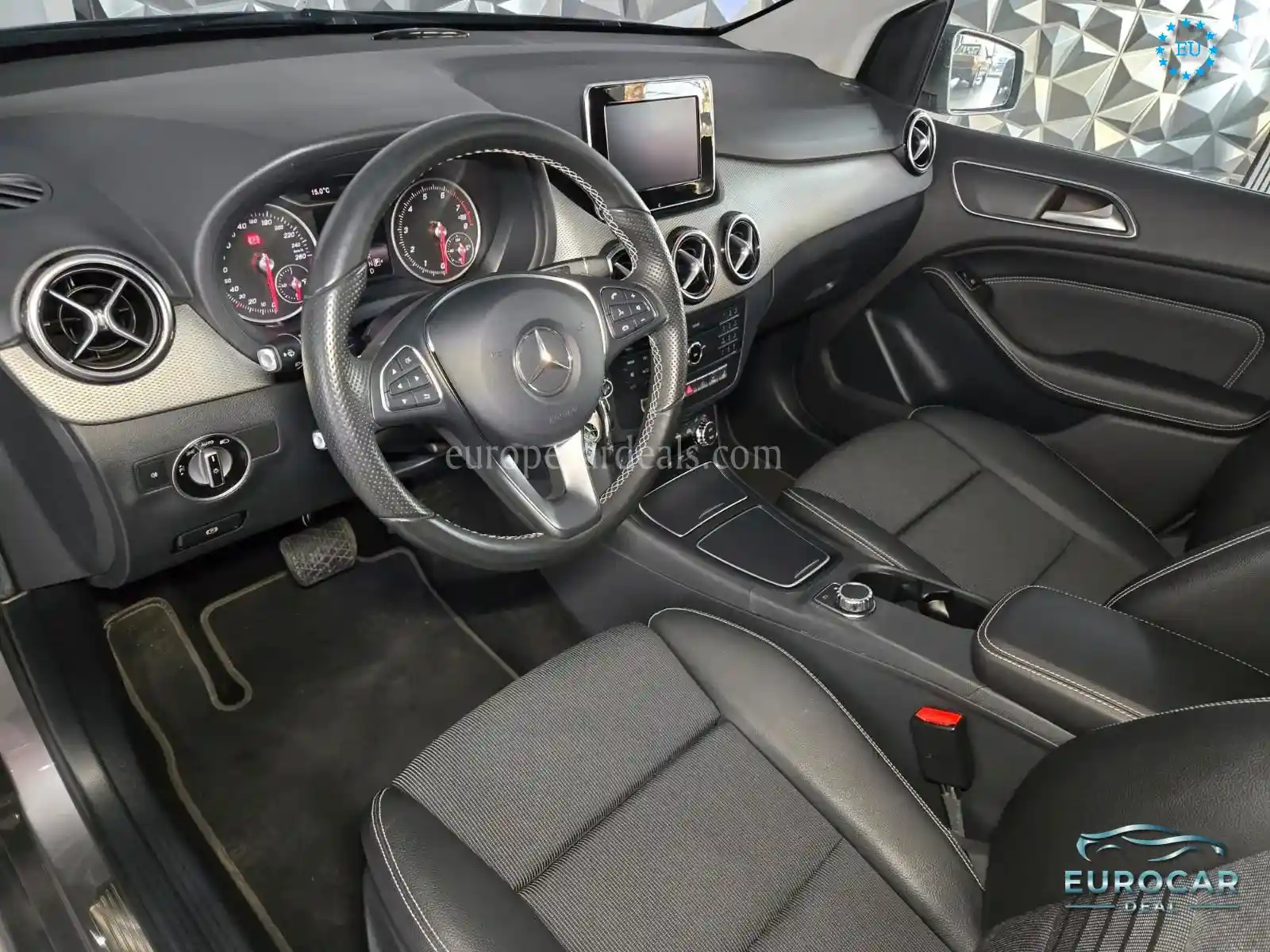 Mercedes-Benz B 200