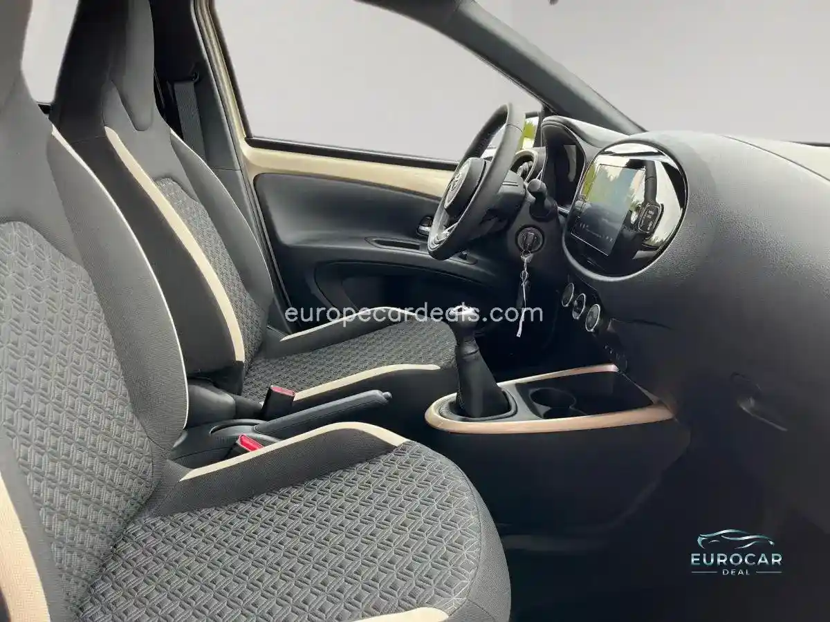 Toyota Aygo (X)