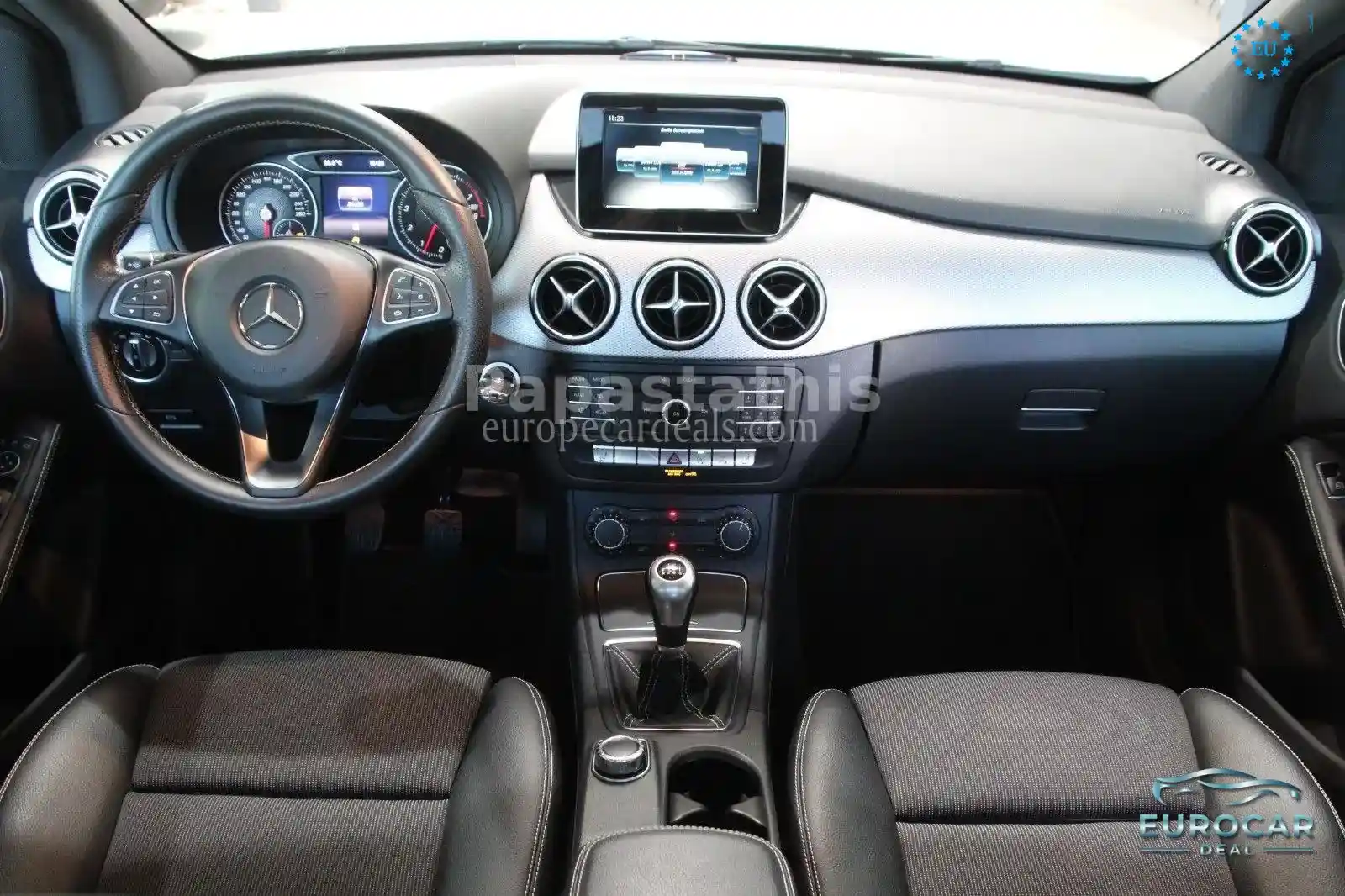 Mercedes-Benz B 180