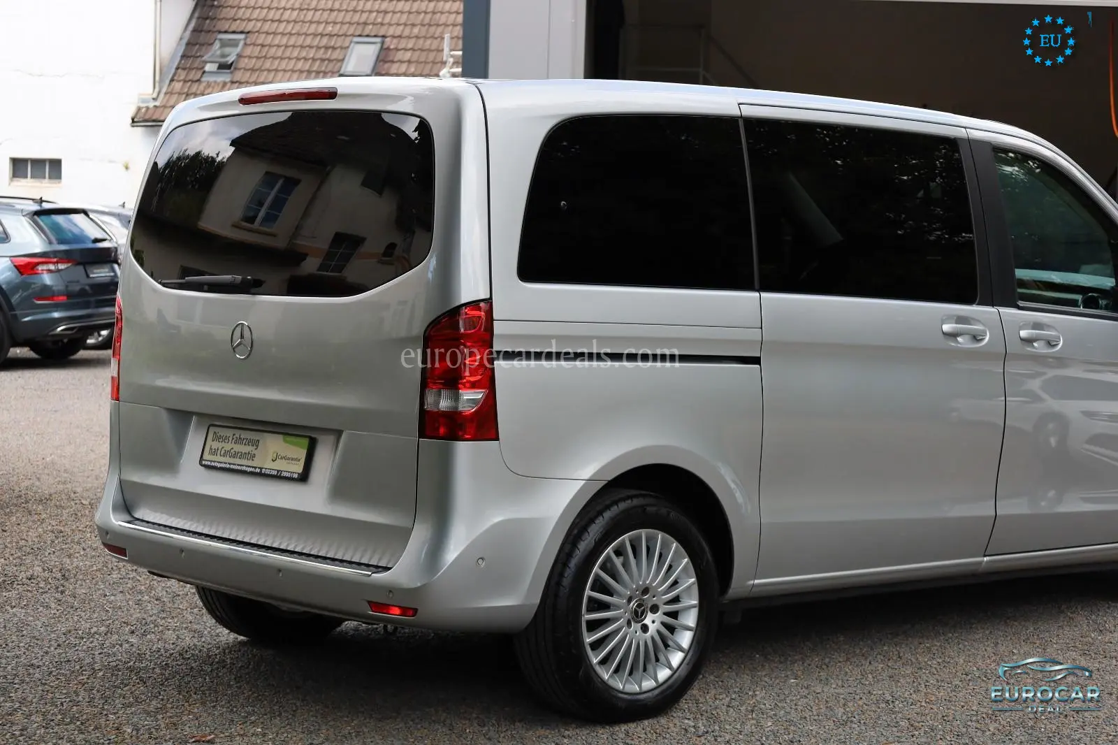 Mercedes-Benz V 220