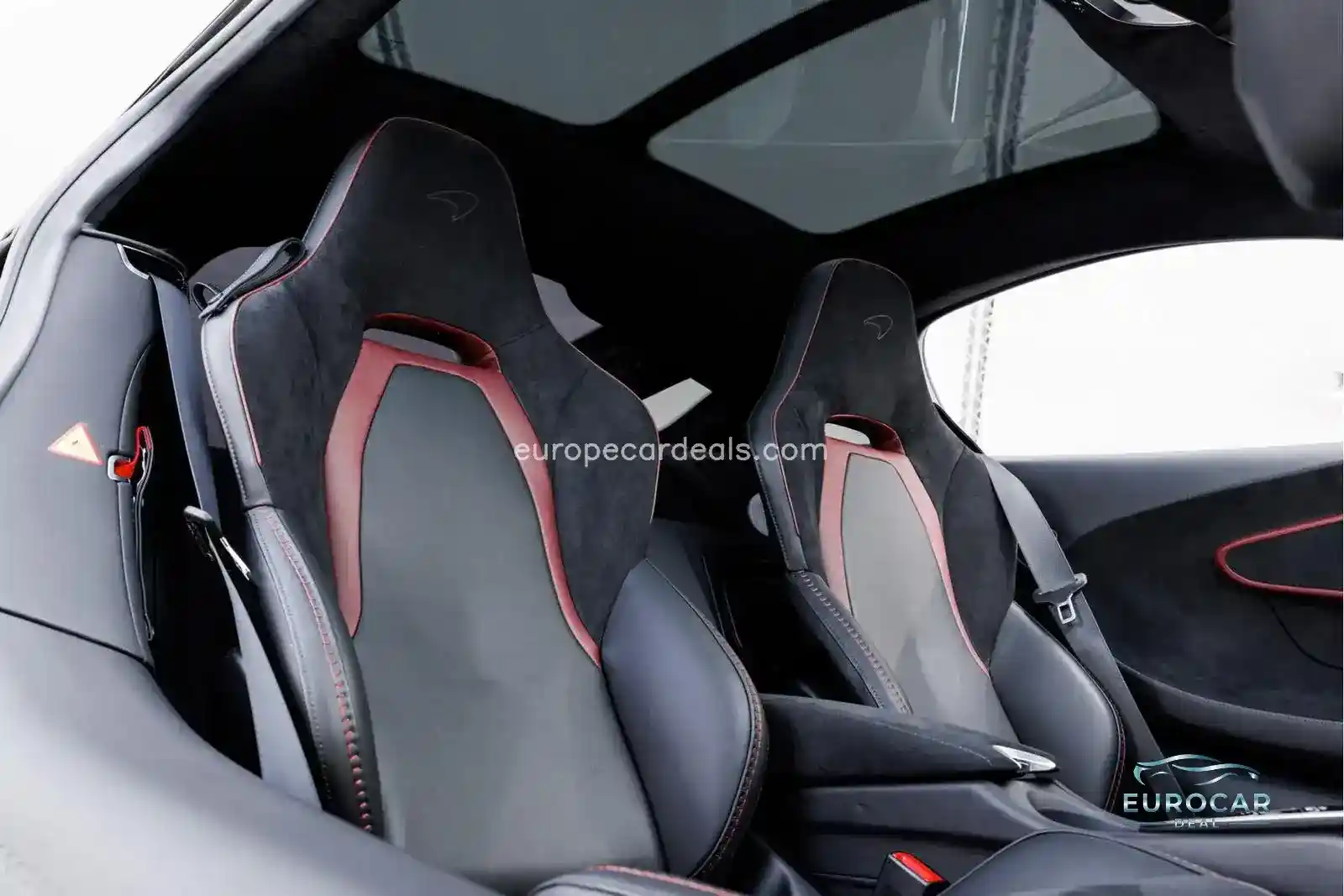 McLaren GT