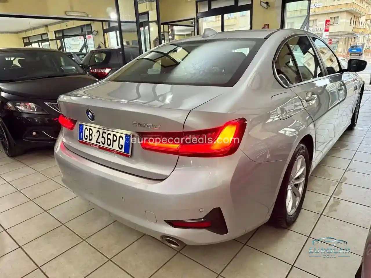 BMW 320
