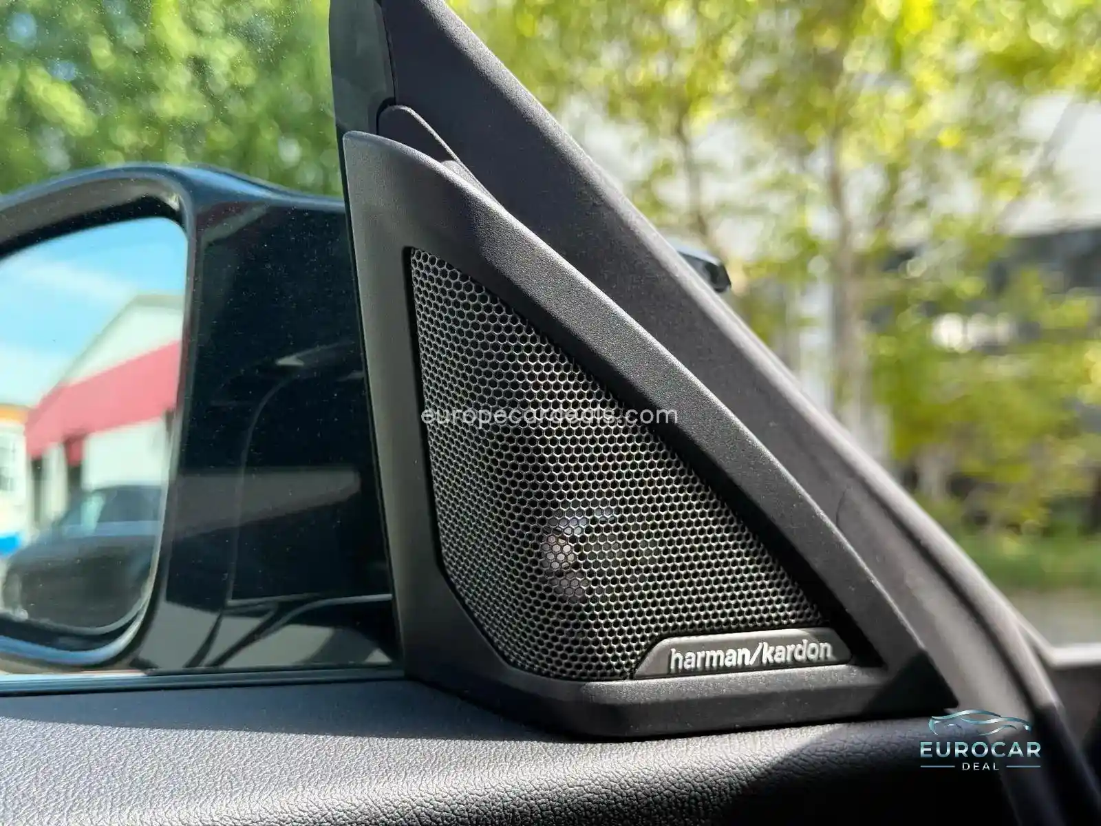 BMW M240i