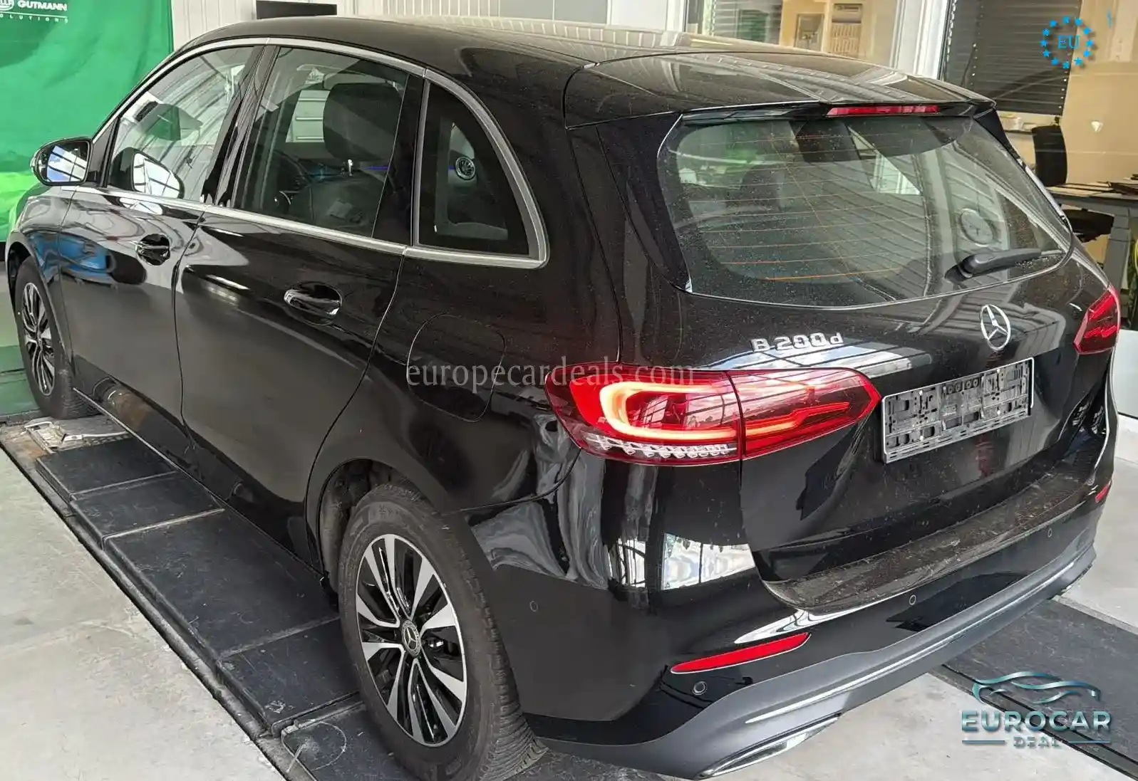 Mercedes-Benz B 200