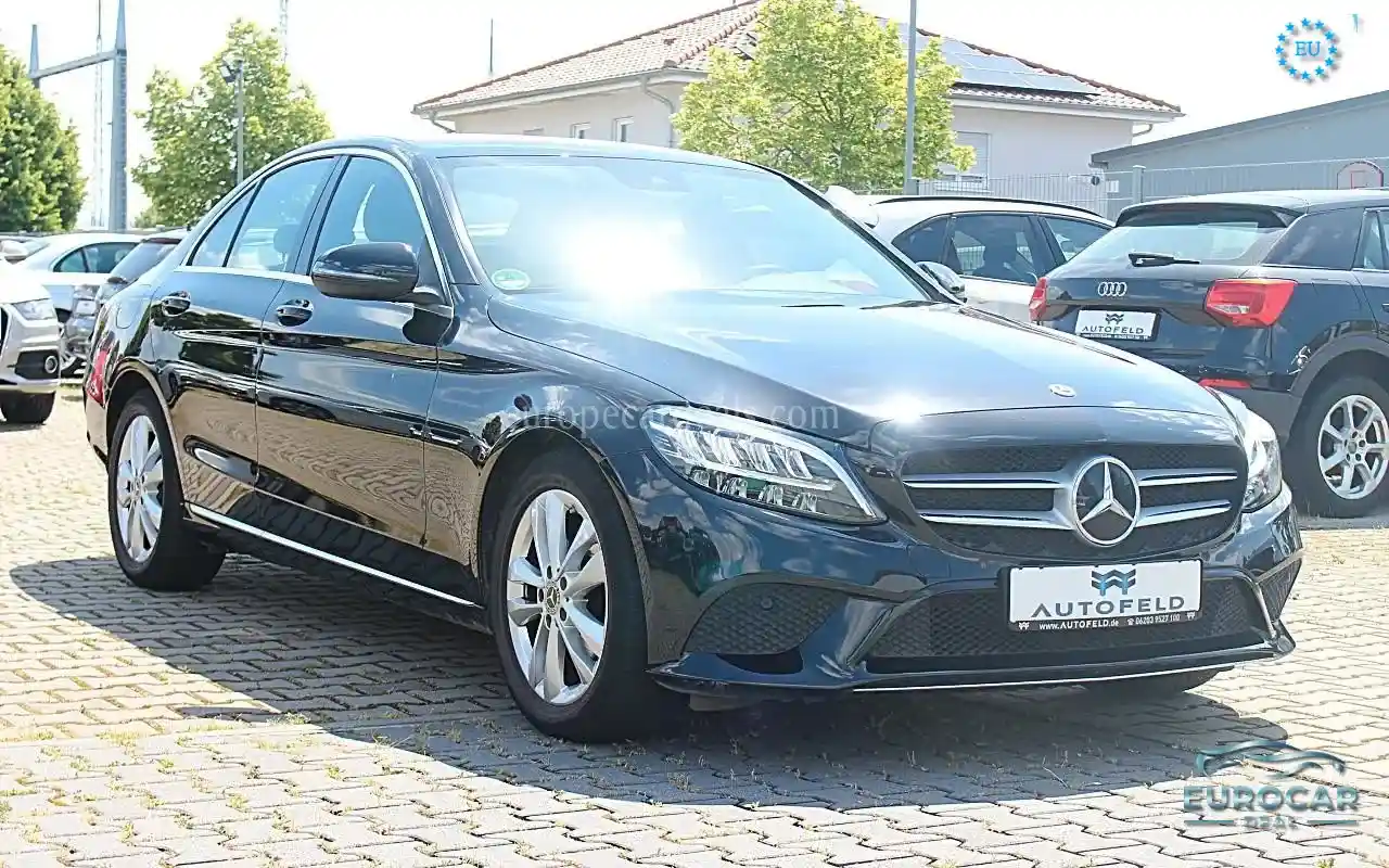 Mercedes-Benz C 180