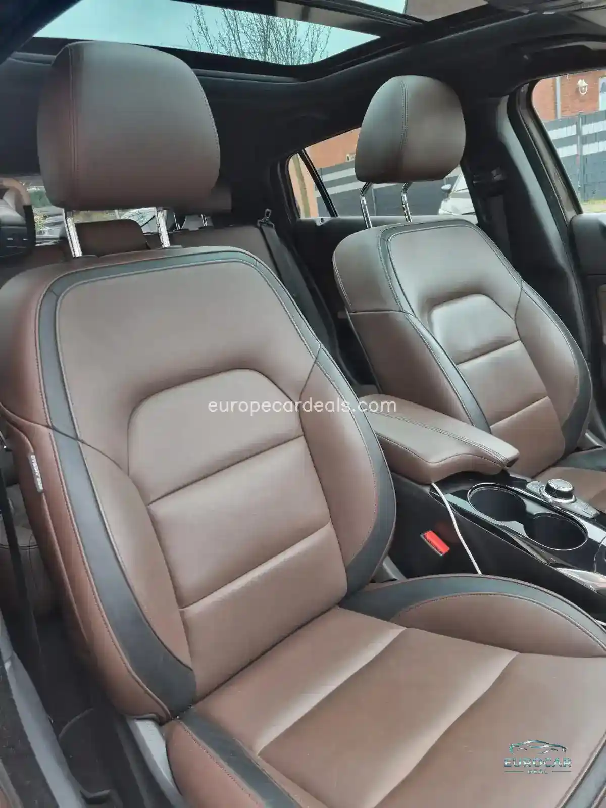 Infiniti QX30