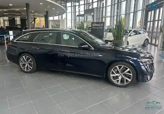 Mercedes-Benz E 300