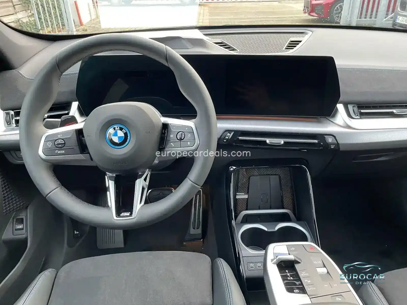 BMW iX1