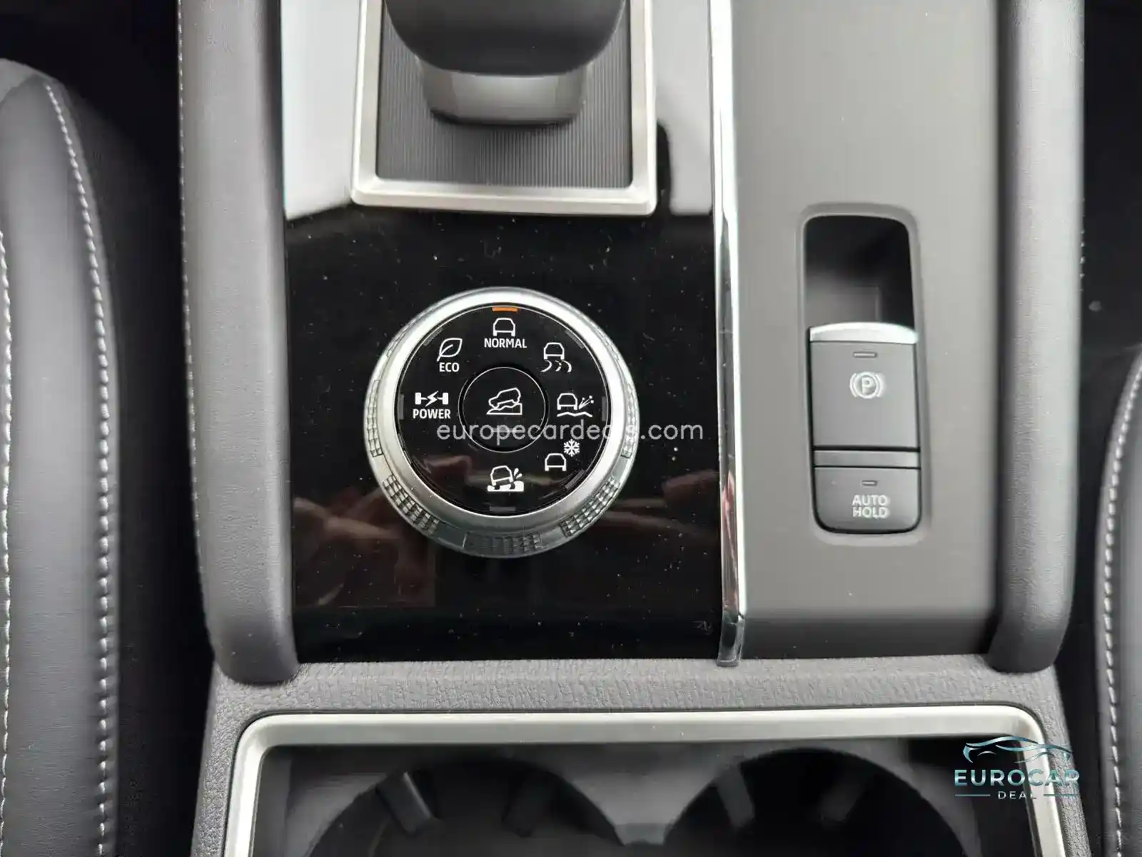 Mitsubishi Plug-in Hybrid Outlander