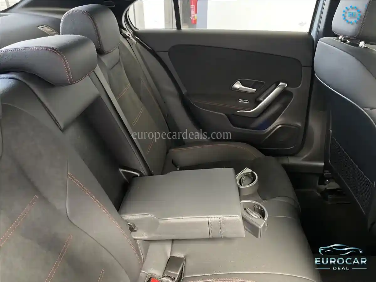 Mercedes-Benz A 200