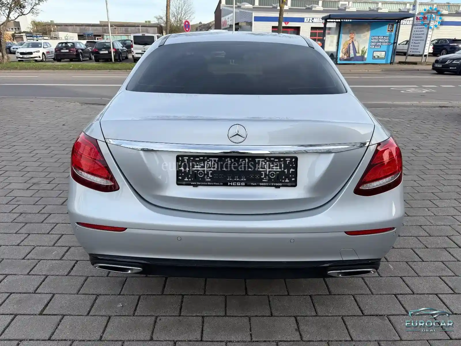 Mercedes-Benz E 220