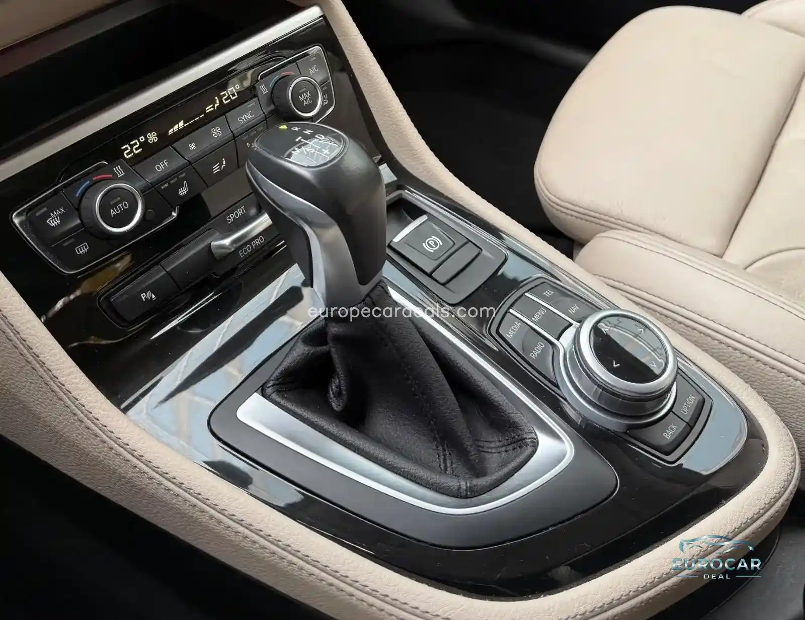 BMW 220