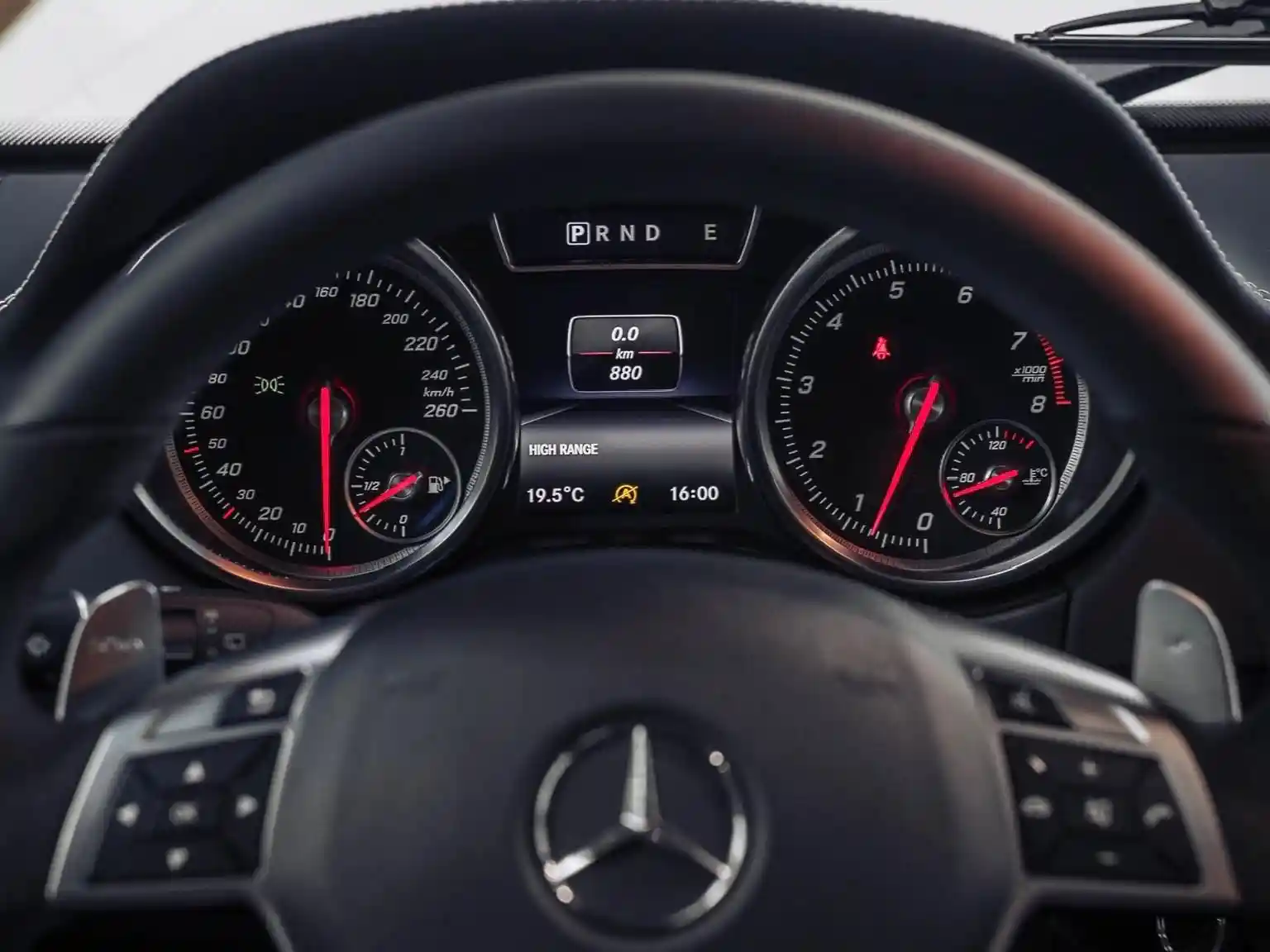 Mercedes-Benz G 500