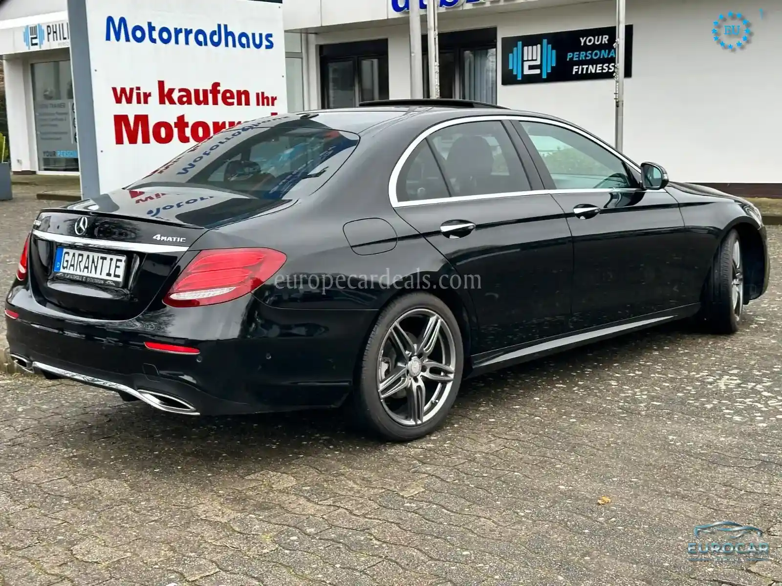 Mercedes-Benz E 300