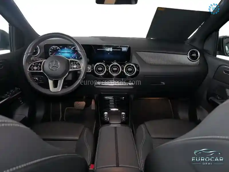 Mercedes-Benz B 220